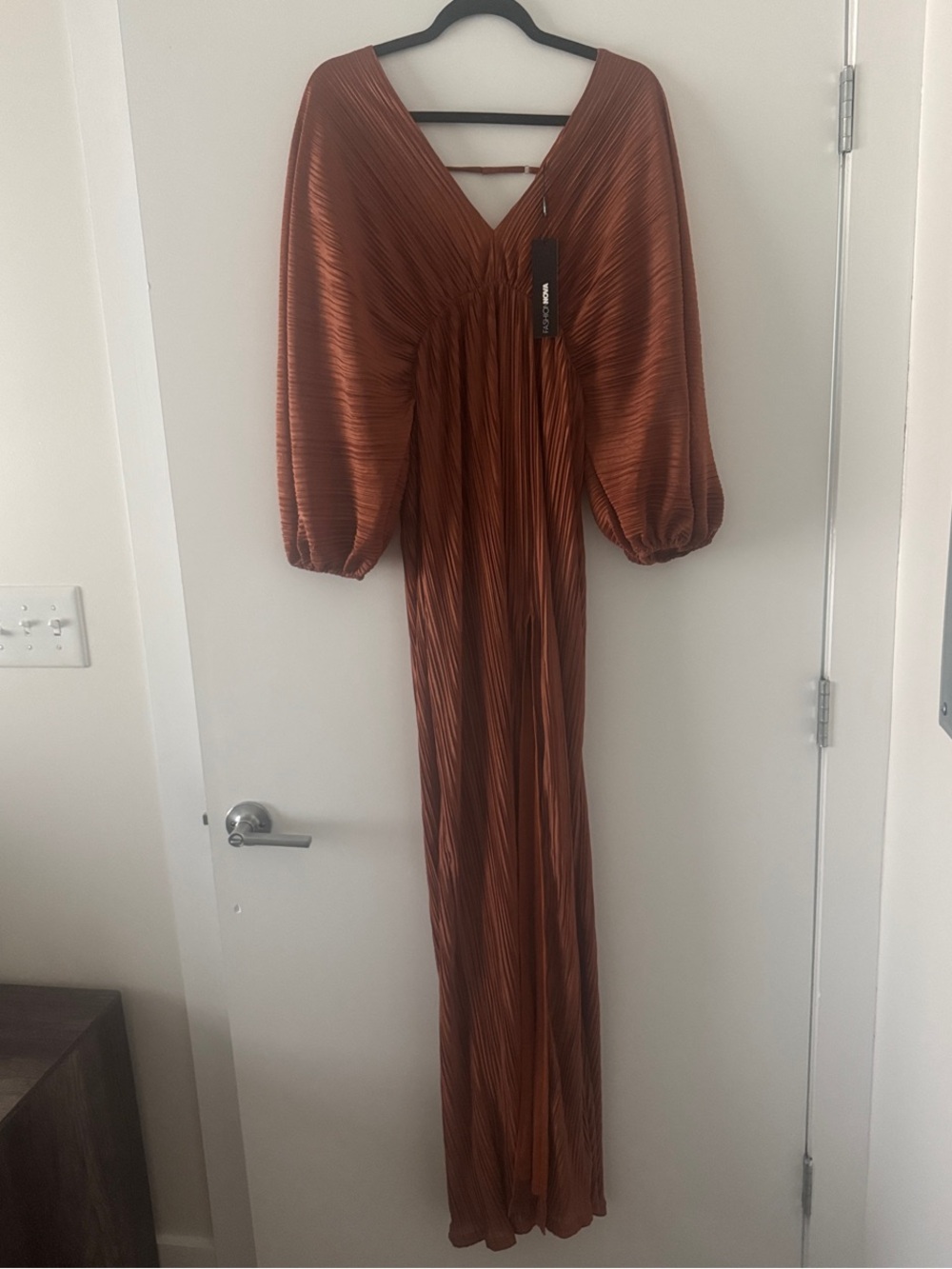 Rust Brown Pleated V-Neck Maxi Dress with Balloon Sleeves